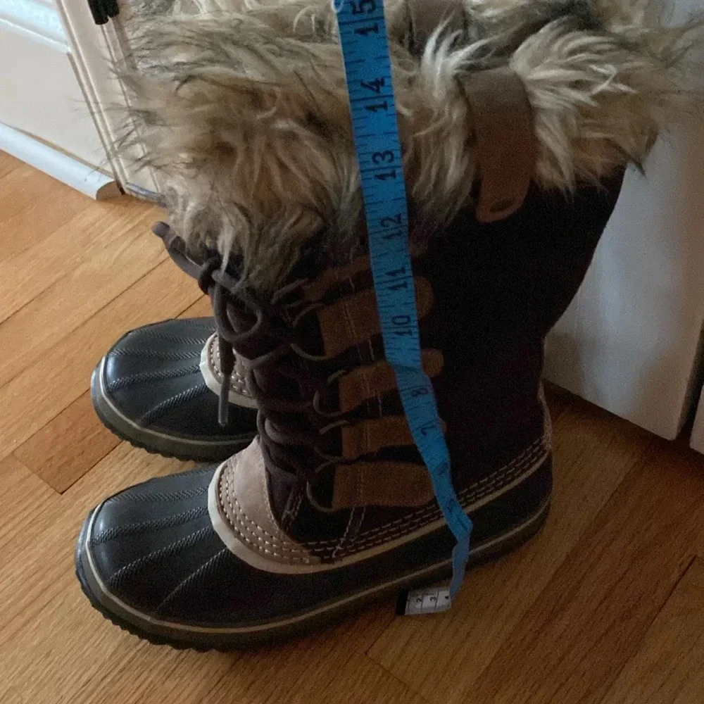 Sorel Joan‎ of Arctic Snow Boots Black Faux Fur Size 8 Brown Fur Cuff